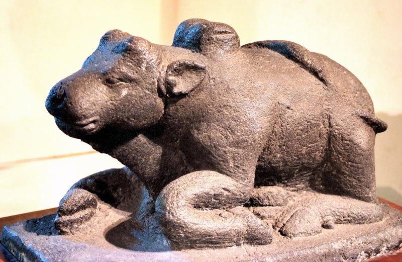 1279-印度博物館-印度教古文物-濕婆神座騎.JPG