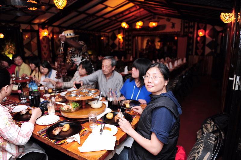 5020-奈諾比-食人族烤肉餐廳