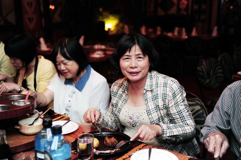 5025-奈諾比-食人族烤肉餐廳