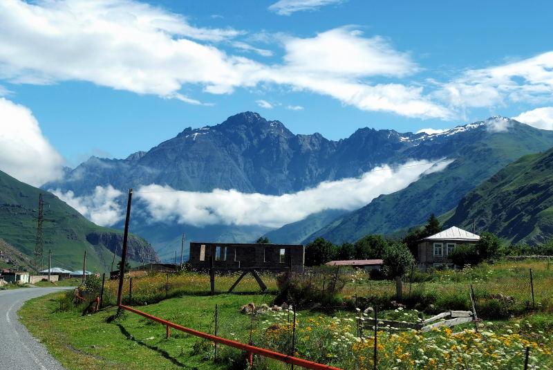 9156-古道力往卡茲貝山城.JPG