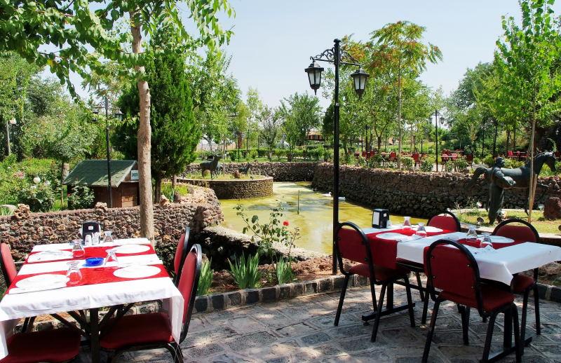 6473-迪亞巴克-公園餐廳.JPG