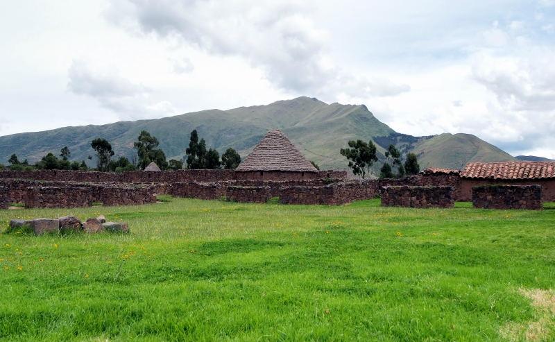 5728-Raqchi-印加Wiracocha神廟遺跡區.JPG